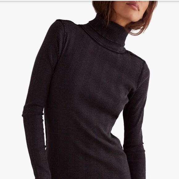 free people XS Black Brynn Turtleneck Scrunched Ribbed Thermal Cotton Top - Picture 7 of 16